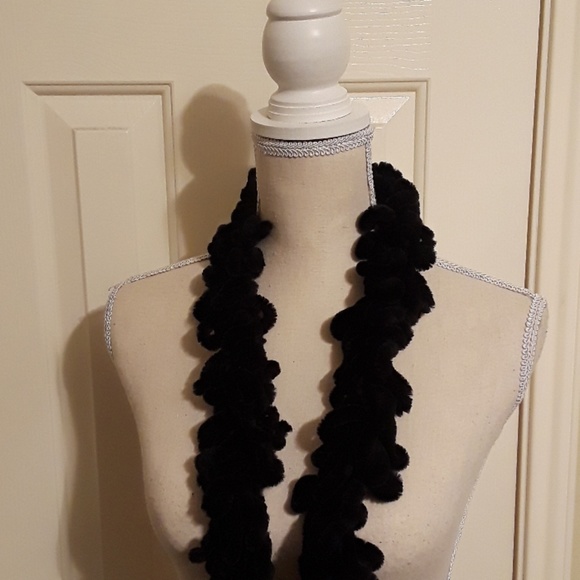 Winter Scarf - Picture 2 of 6